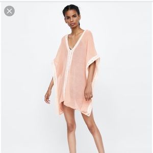 Contrasting short tunic